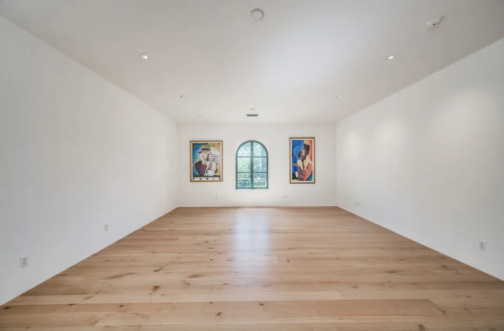 The ballroom at 119 Carnarvon, estimated at 26X19 sq.ft. (Photo by Patrick Bertolino for Martha Turner Sotheby's International Realty)