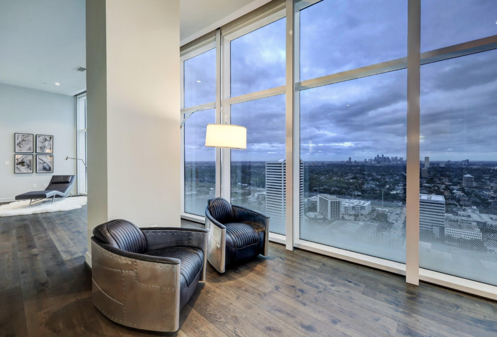 The sitting area in the primary suite at 4521 San Felipe St #3101