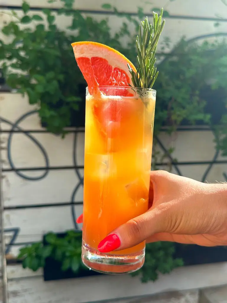 Sixty Vines has virgin cocktails and alcohol-free wines for Dry January. (Photo courtesy Sixty Vines) 
