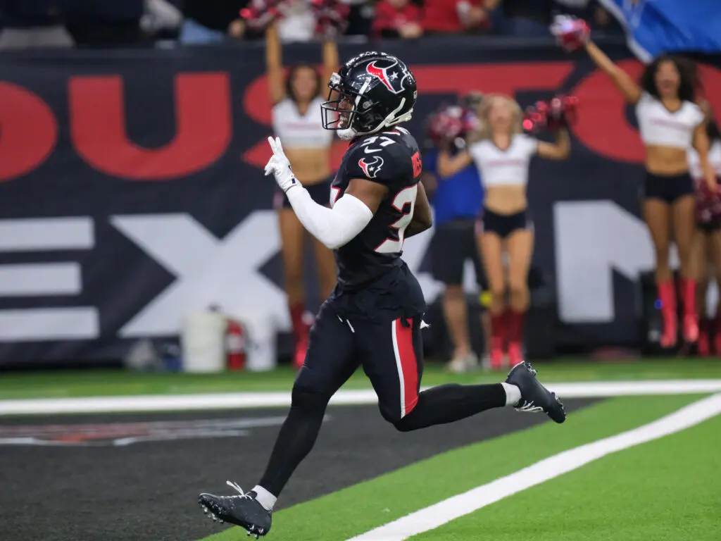 Houston Texans cornerback D'Angelo Ross jumped into the turnover brigade. (Photo by F. Carter Smith)