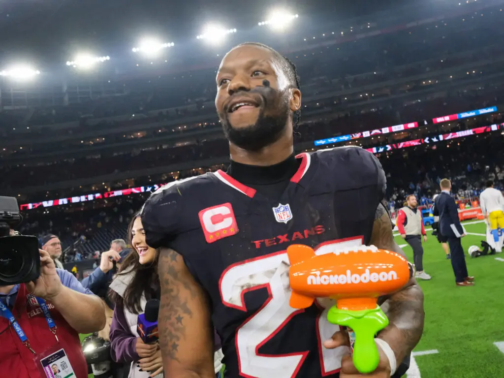Houston Texans running back Joe Mixon picked up the Nickelodeon Player of the Game Award after this playoff win too. (Photo by F. Carter Smith)
