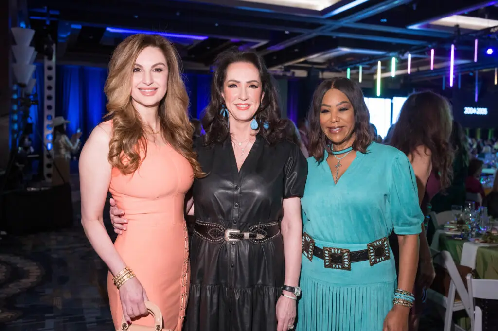 Brigitte Kalai, Alicia Smith, Deborah Duncan at the 25th annual Trailblazers luncheon. (Photo by Daniel Ortiz)