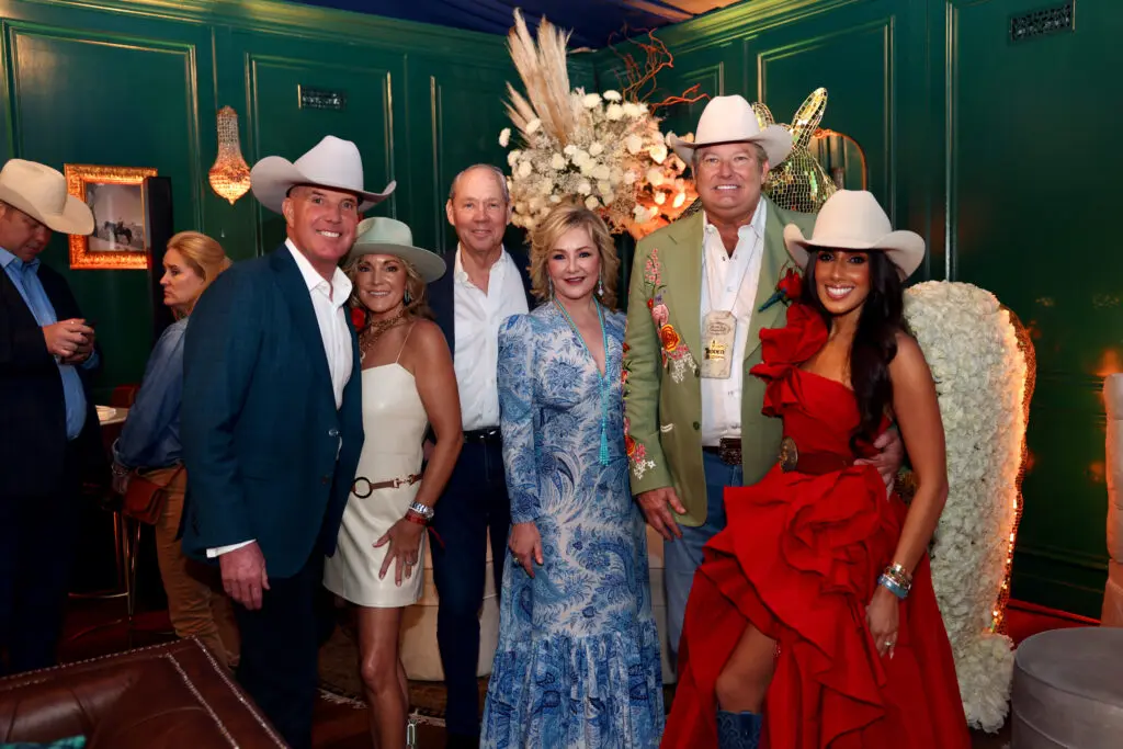 Duke & Sanette Austin, Jim & Whitney Crane, Pete Bell, Zinat Ahmed at the Cotton Q Club (Photo by Ashley Patranella, Painted Peacock Photography)