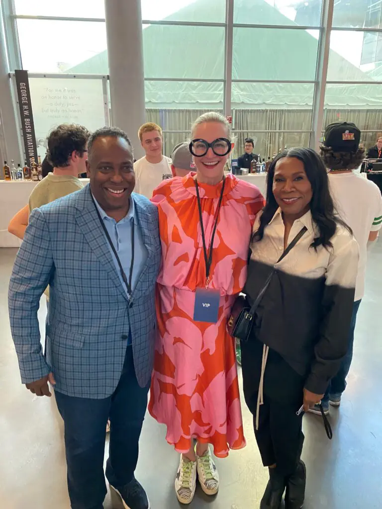 Steven Williams, Jennifer Sampson, Christy Williams