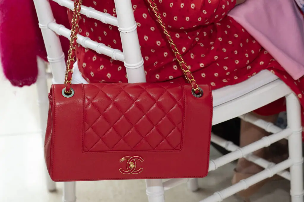 Red Chanel Mademoiselle shoulder bag (Photo by Tamytha Cameron)