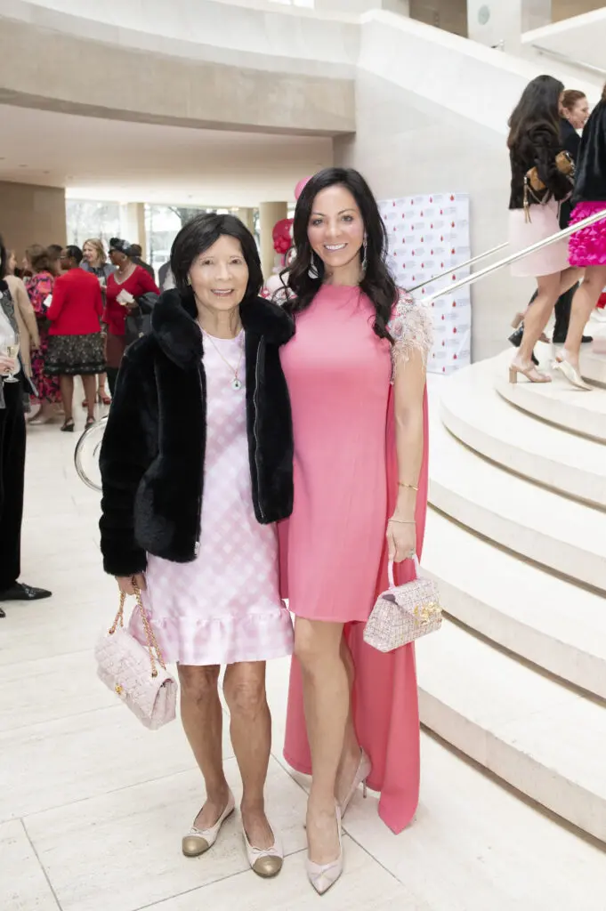 Suzanne Horn and Samantha Wortley (Photo by Tamytha Cameron)