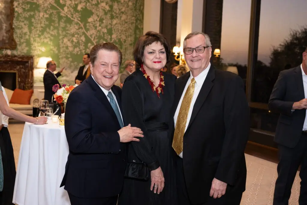 Bill Stubbs, Cindy & Larry Burns at Preservation Houston's Cornerstone Dinner (Photo by Wilson Parrish)