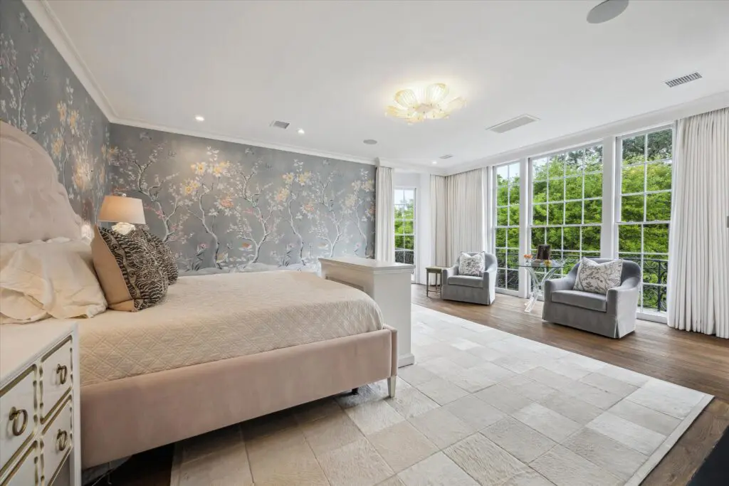 Hand-painted wallpaper in the primary bedroom at 3 Remington Lane. (Photo by TK Images)