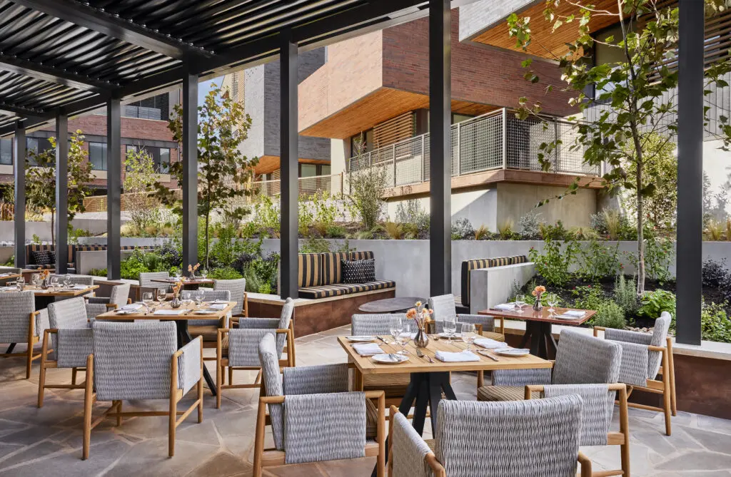 The newest addition to Bowie House, The Yard, blends casual elegance with local flavor in a breezy, open-air setting. (Courtesy)