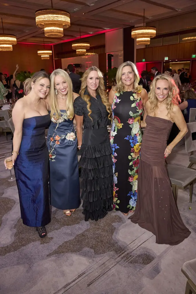 Heather Winn, Julianna LeBlanc, Amy Turner, Carol Holmes, and Dawn Greiner (Photo by Tamytha Cameron and Nate Rehlander)