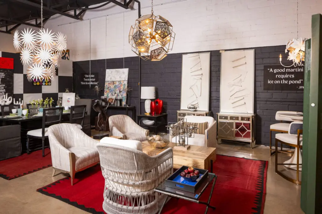 John Phifer Marks Interiors' vignette (Photo by Aaron Dougherty Photography)