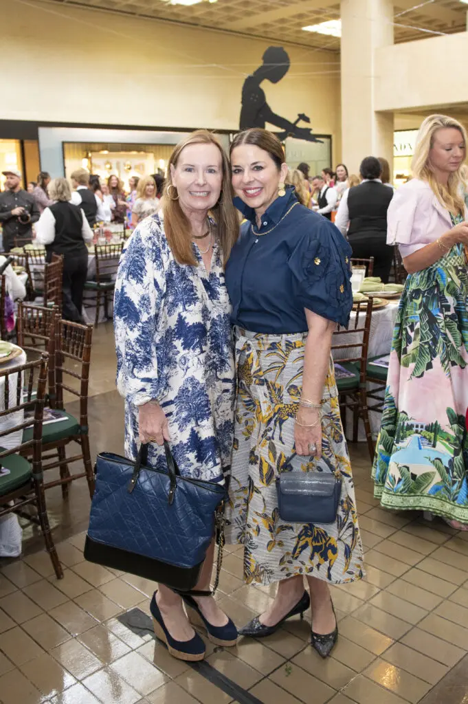 Machelle Davenport and Melissa Sherrill Martin (Photo by Tamytha Cameron Photography)