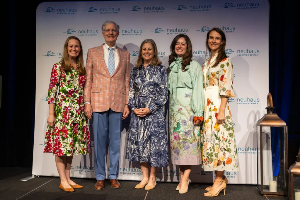 Sharon Noel Griffin,Will & Barb Noel, Kathleen Noel Camp, Laura Noel Borland at the Neuhaus Education Center luncheon (Photo by )