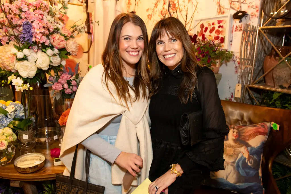 Zoe Robison and Lisa Robison (Photo by Bret Redman)