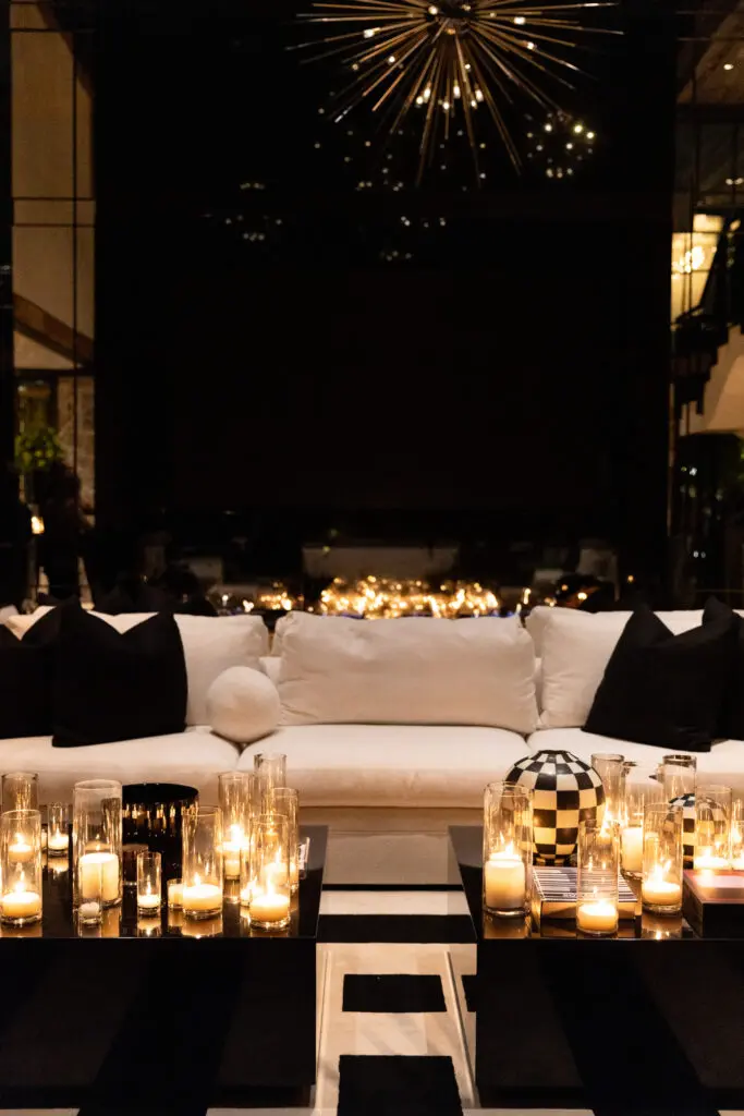 The beautiful scene for dinner at Moll and Charlie Anderson's Preston Hollow home (Photo by Kaitlin Saragusa)