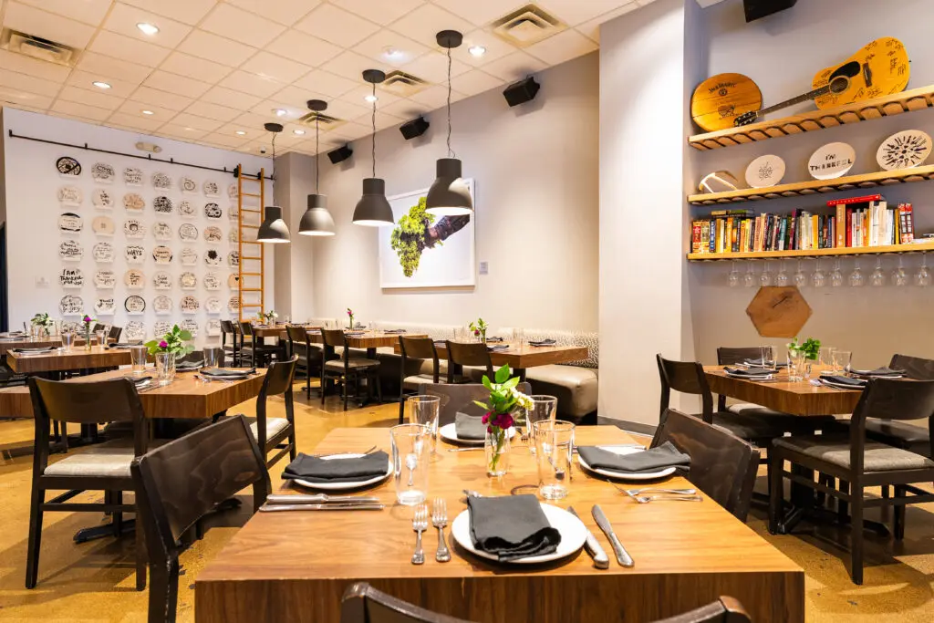Since 2015, Cafe Momentum has been creating opportunities for justice-involved youth through an ever-expanding network of award-winning restaurants and training programs. (Photo by Jasonbyg Photography)