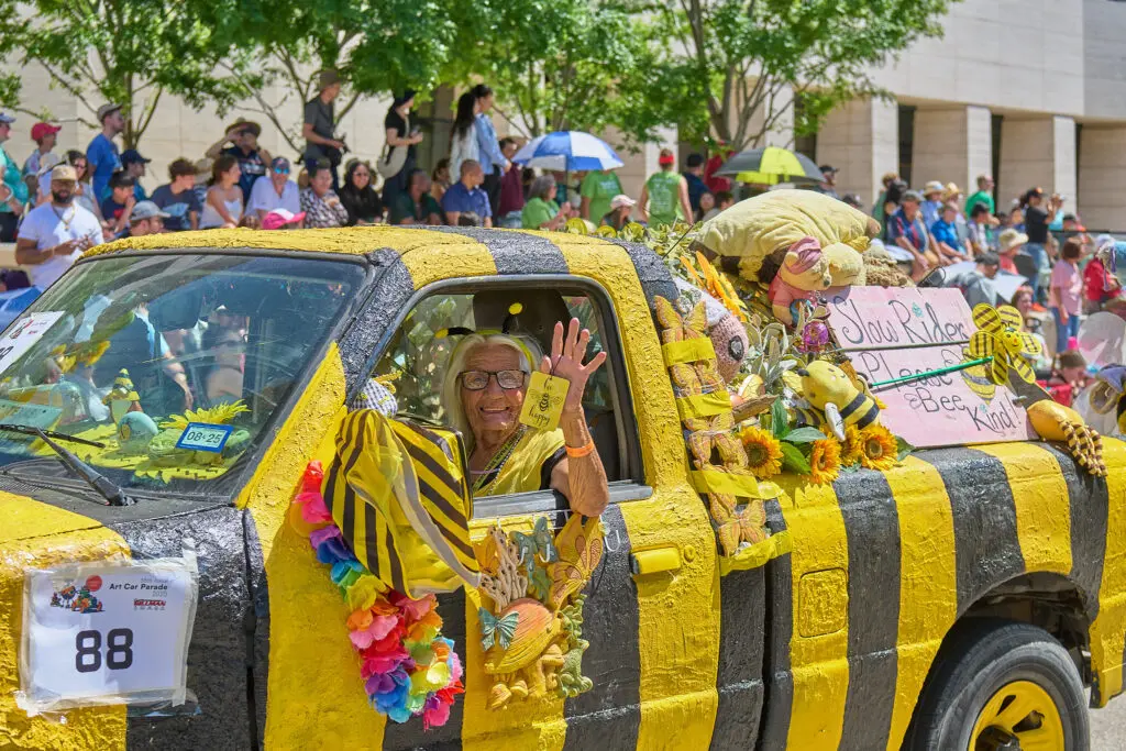Jaki Lee's Save the Bees at The Orange Show 38th Annual Art Car Parade (Photo by Charlie Ewing)