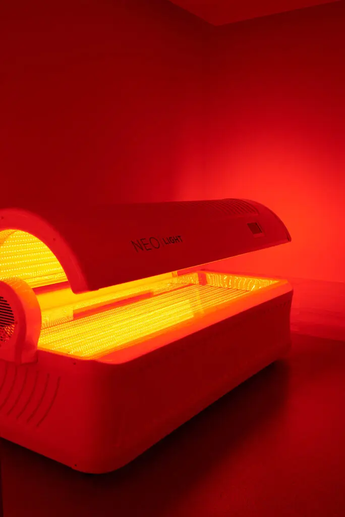 Wellness services include LED light therapy. (Photo by Pause)