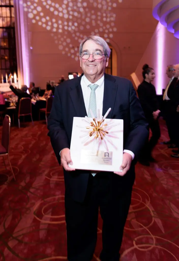 Honoree Hamill Foundation's Tom Brown accepting for the foundation at Convenant House Texas' "Night of Broadway Stars" (Photo by Katy Anderson)