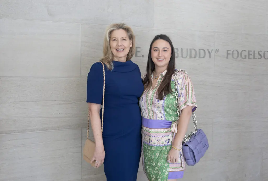 Lynn Fisher, Lauren Sands (Photo by Sylvia Elzafon and Thomas Garza)