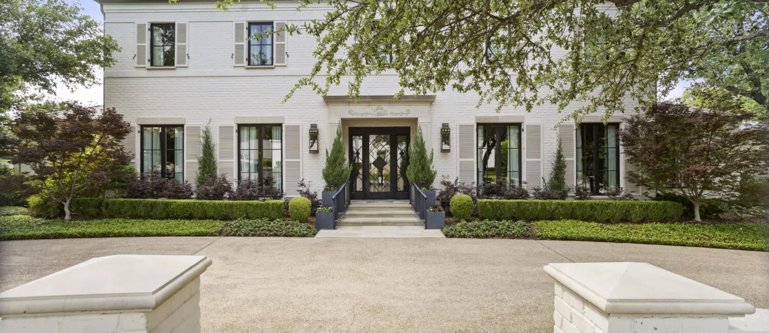 1128 Shady Oaks Lane