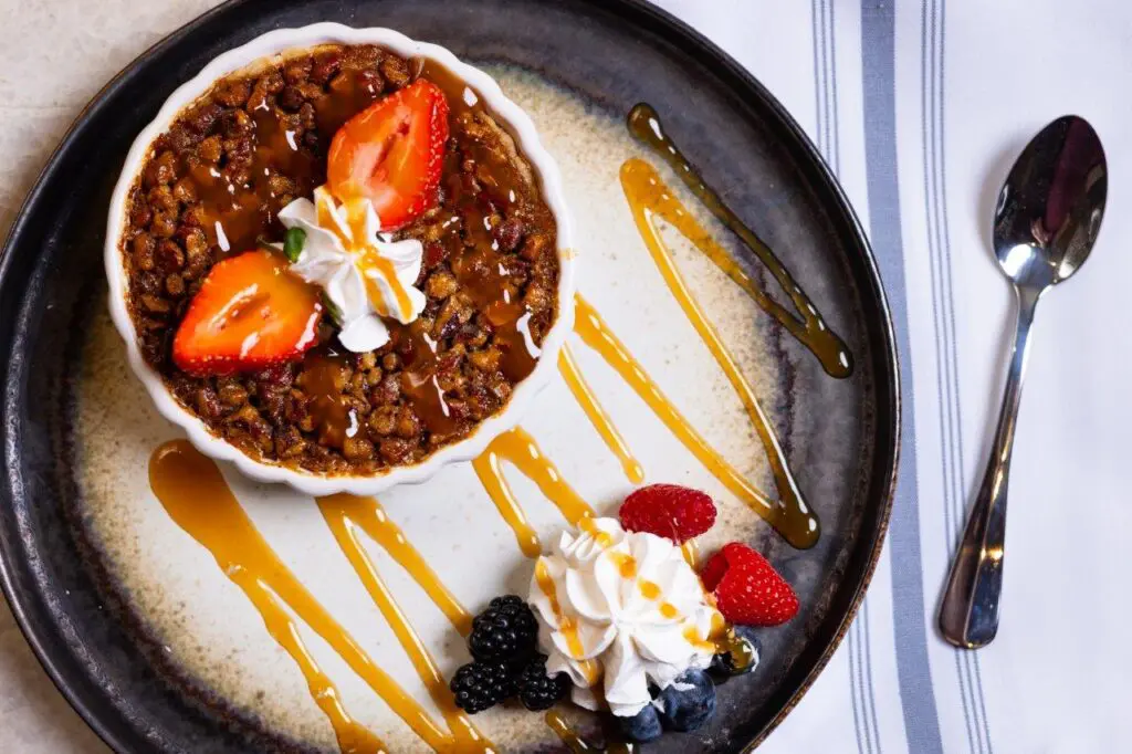 At Café Moran, relax at a laid-back daytime café offering breakfast, brunch, and locally sourced fare.