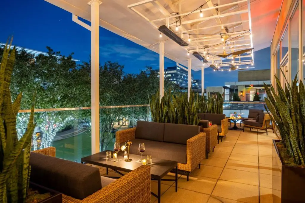For those traveling in from out of town or visiting Houston for the first time, The Moran CITYCENTRE has versatile indoor and outdoor event spaces perfect for meetings, weddings, and private gatherings.