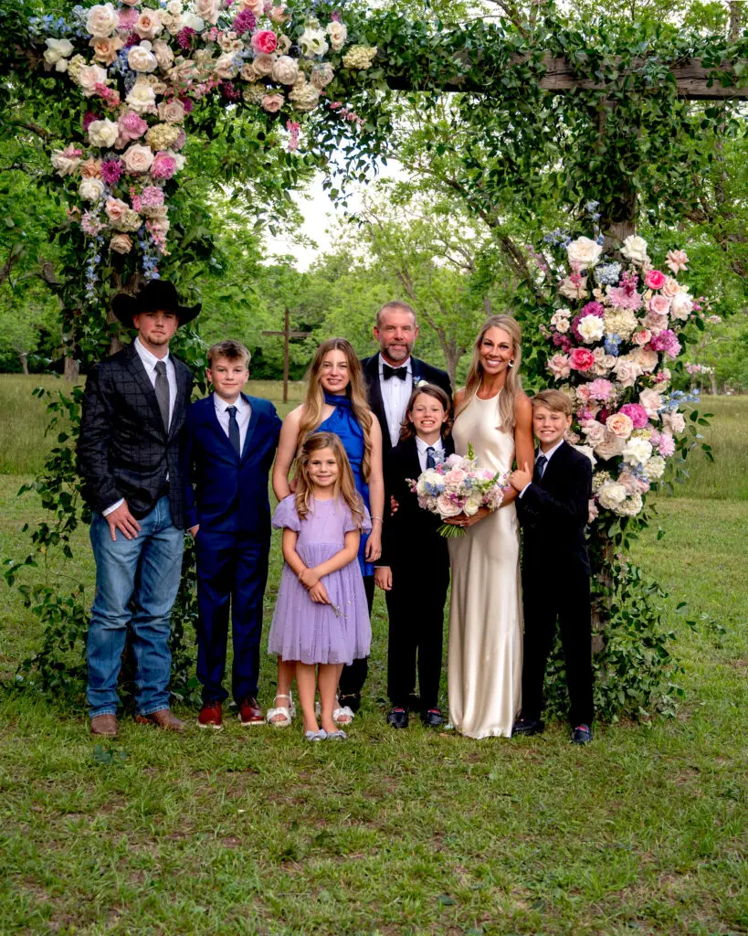 Toby and Madeline with their children Zane Potter, Grace Potter, Cannon Potter, Everett McCrann, Hayes McCrann and Blythe McCrann. (Photo by Jen Durst for Jen Elizabeth Photography)
