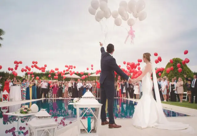 Your guide to navigate today’s wedding landscape with grace and the social special sauce is right here.