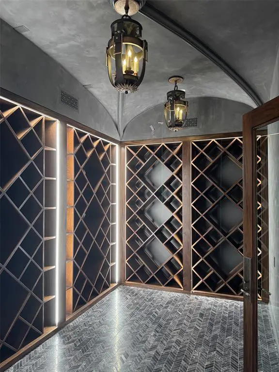 4400 Belfort Place was designed by architect Larry Boerder with interior designs by Margaret Chambers. (Courtesy)