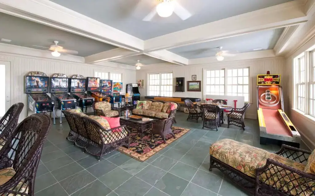 4009 West Lawther Lane is a perfect house for entertaining. (Photo by Allie Beth Allman & Associates)