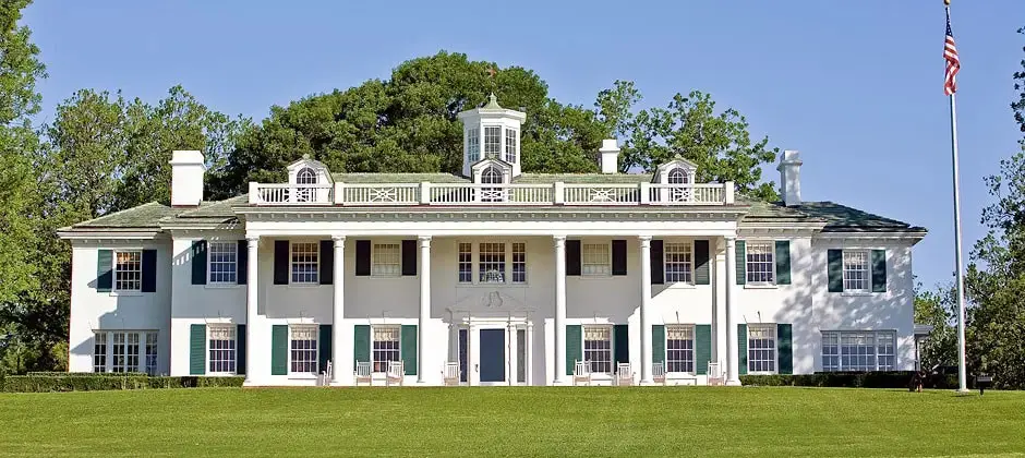 Oil tycoon and Lone Star legend H.L. Hunt, one of the richest men in America, completed 4009 West Lawther Lane in 1930 as a nearly-identical replica of George Washington's home, Mount Vernon. (Photo by Allie Beth Allman & Associates)