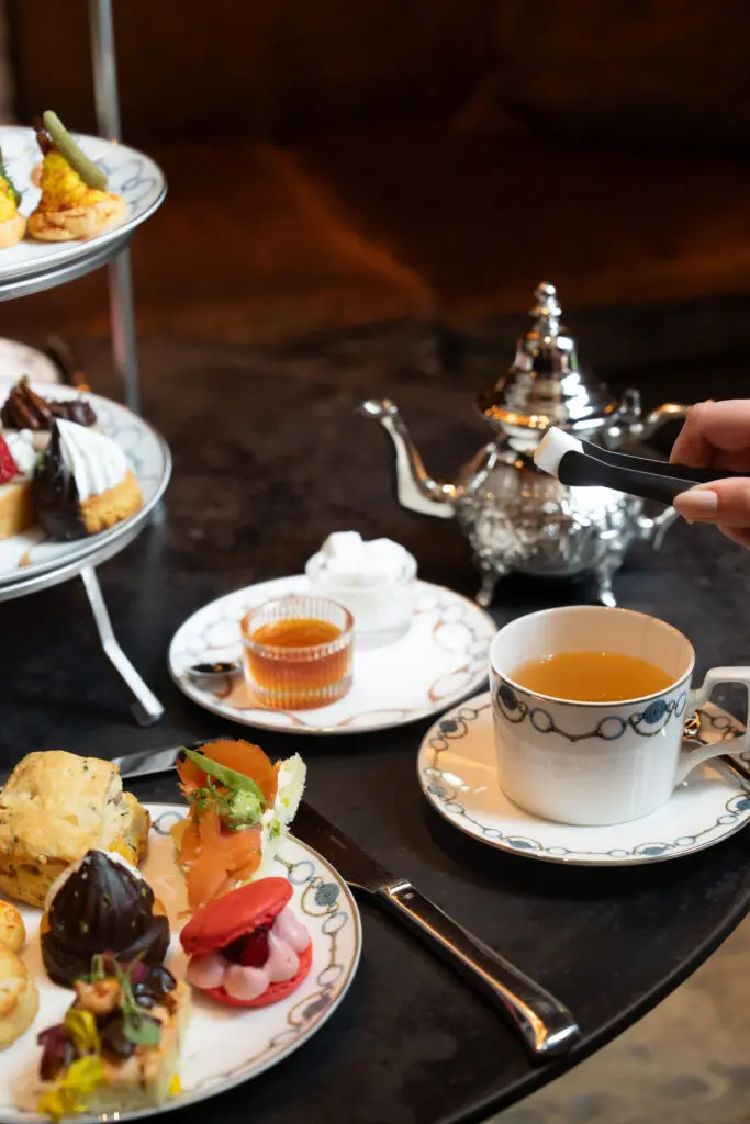 Staff members can explain each tea pairing during the experience. (Photo by Clark Cabus Photography)