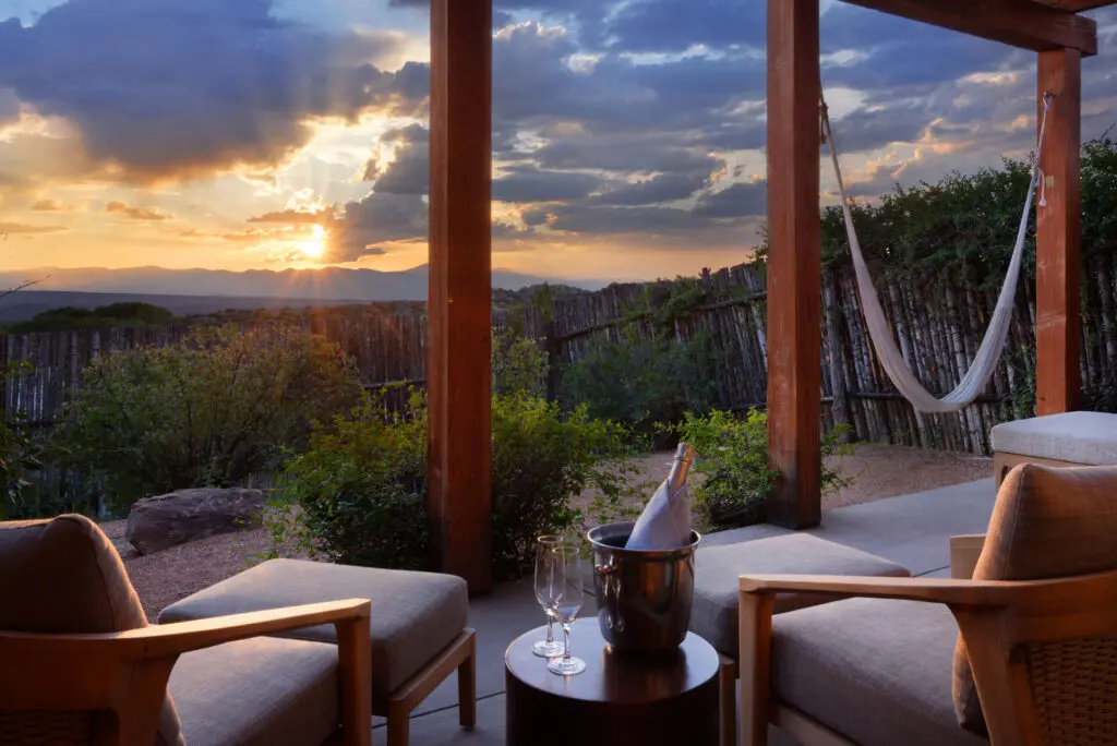 Dine outside with the mountain views in the background. (Photo by Four Seasons Resort Rancho Encantado Santa Fe)