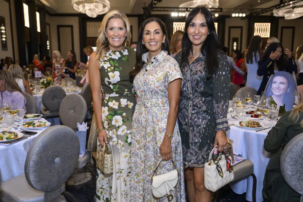 Amanda Buffone, Julie Longoria Chen, Alex Ochoa at the PaperCity Philanthropy in Fashion Best Dressed Luncheon (Photo by Michelle Watson, catchlightgroup.com)