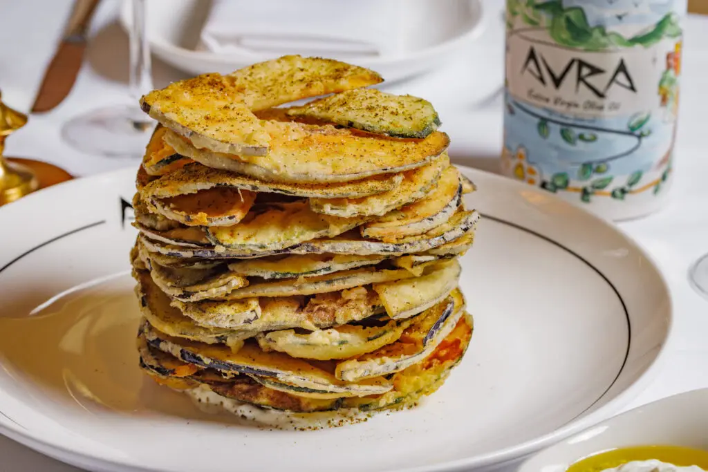 Always start with the Avra Chips at Avra Dallas. (Photo by Samantha Marie Photography)