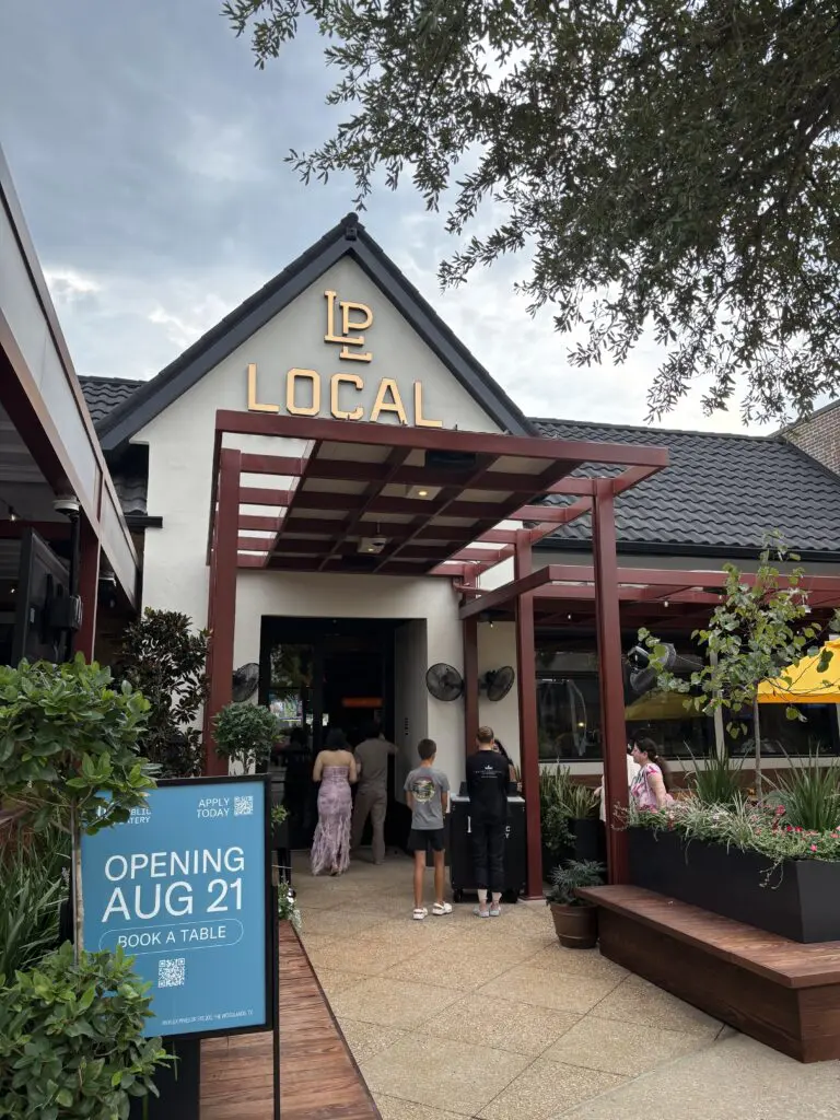 Local Public Eatery replaced La Madeleine on Market Street this August. (Photo by Laura Landsbaum)