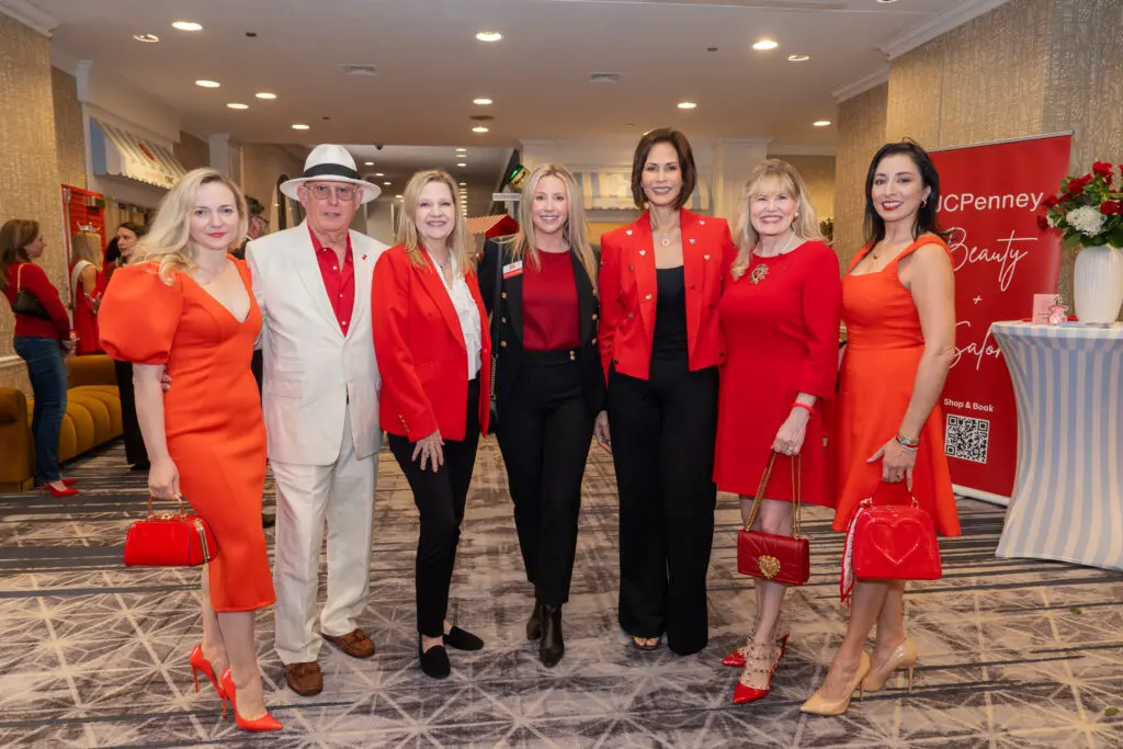 Anna Berman, David Harvey, Debbie Murray, Christina Reed, Dr. Carla Russo, Regina Bruce, Elizabeth Smith (Photo by See Pink, Inc)