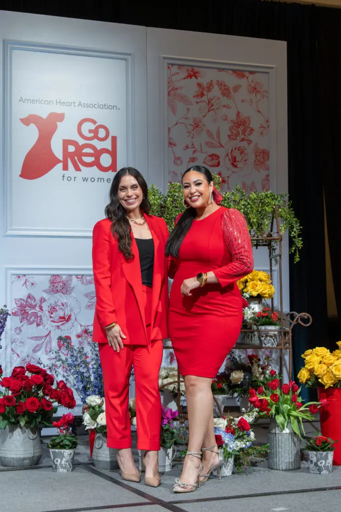 Emcees Sam Gannon, Sports Co‑Host with FOX 4 News and Kristin Diaz, Anchor for NewsRadio 1080 KRLD (Photo by See Pink, Inc)