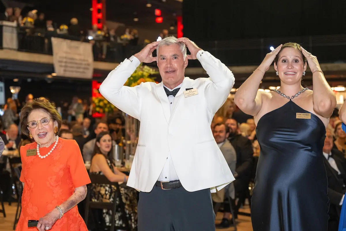 Cyvia Wolf, Chris Egan, Ashley Parker during the Heads or Tails game at Victory Houston gala (Photo by Jacob Power)
Photo Credit: Jacob Power
