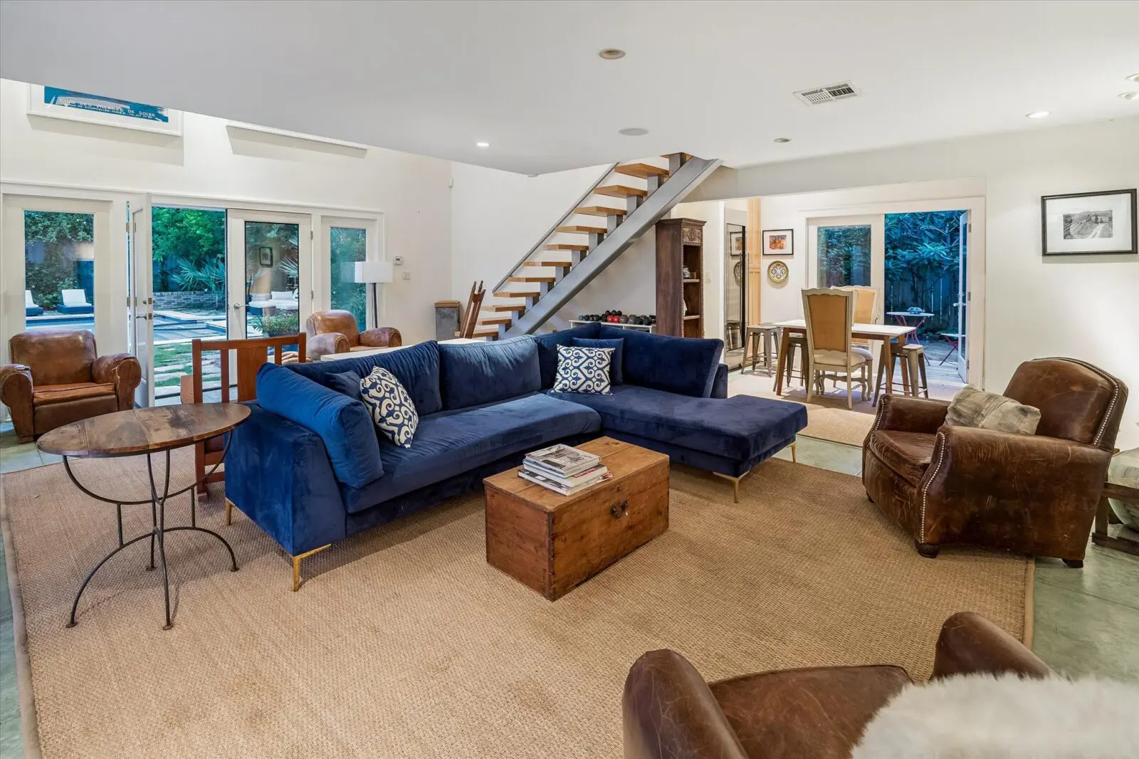 Entertaining areas are numerous at 15 Courtlandt Place (Photo by Tk Images)