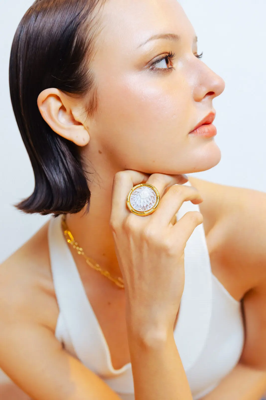 After caviar service and mini Mirador Margaritas, treat mom to The Lotus Cameo Ring at Forty Five Ten Fort Worth. (Photograph by Dan Padgett and Headington Cos.)