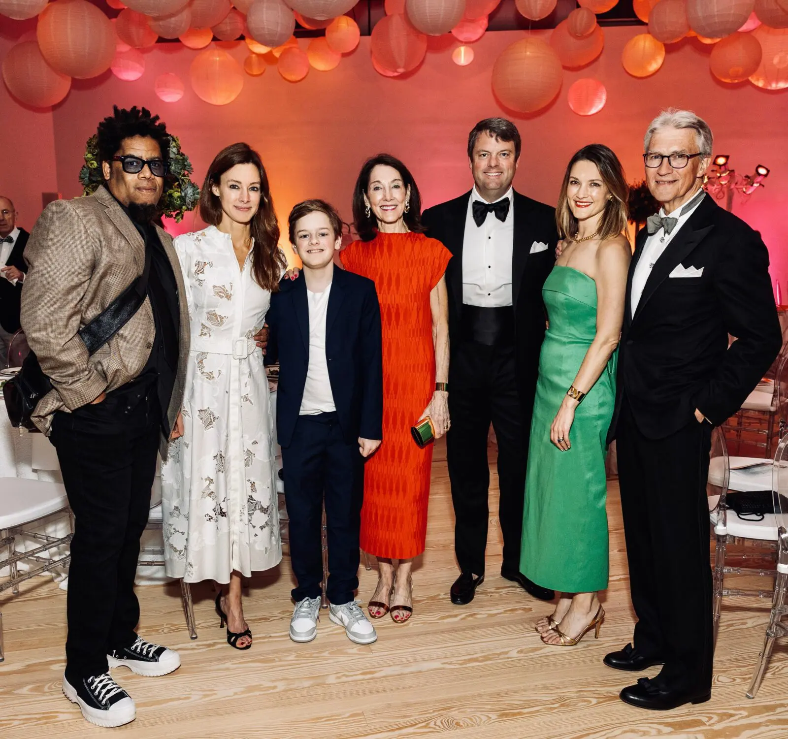 David McGee, Kate Criner Bellin, Georgie Bellin, co-chair Susie Criner, Campbell & Annie Eifler, co-chair Sanford Criner at CAMH Party: 2026 Annual Benefit and Art Auction (Photo by Jenny Antill Clifton)