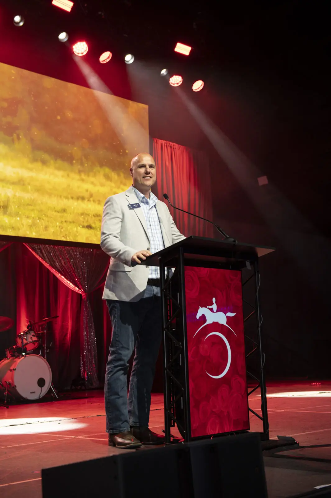 Equest CEO Eric Lindh speaking (Photo by Tamytha Cameron)