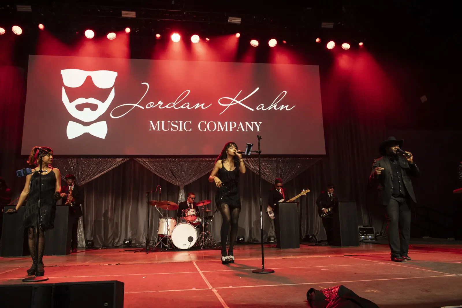 Jordan Kahn’s Manhattan Orchestra (Photo by Tamytha Cameron)