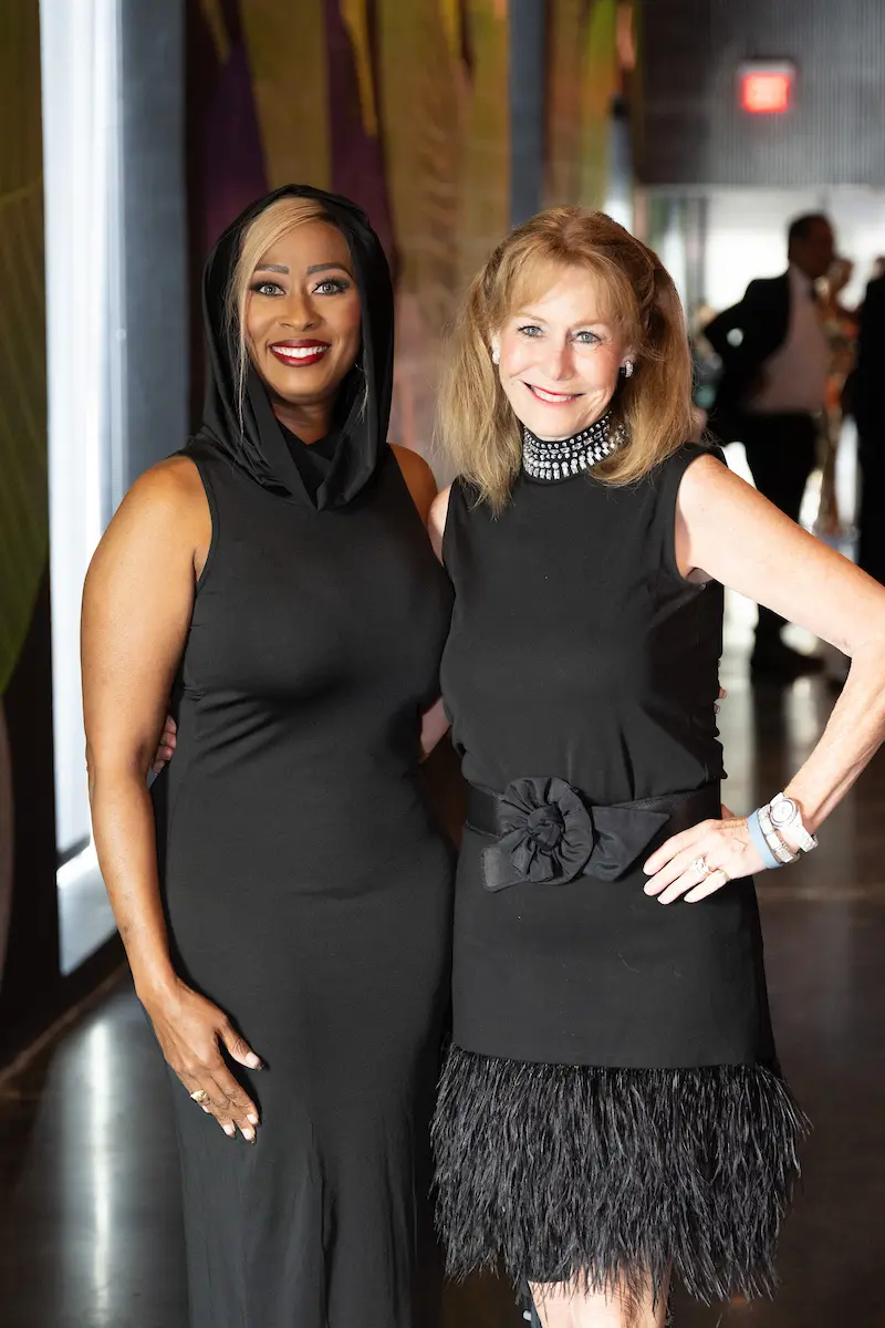 Kamisha Mickey, Cheryl Byington at the Victory Houston gala (Photo by Wilson Parish)