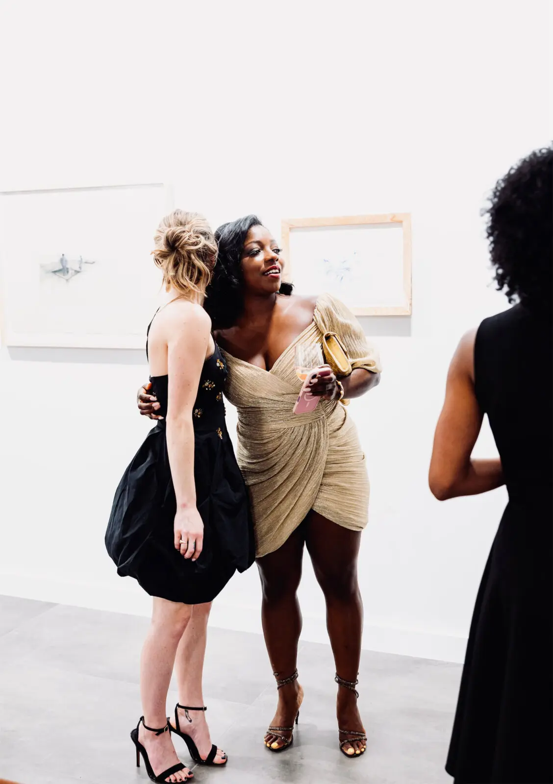 Aubrey F. Burghardt and Zoe Cadore at the Houston Arts Alliance Gilded & Golden Kickoff (Photo by Hung L. Truong) 