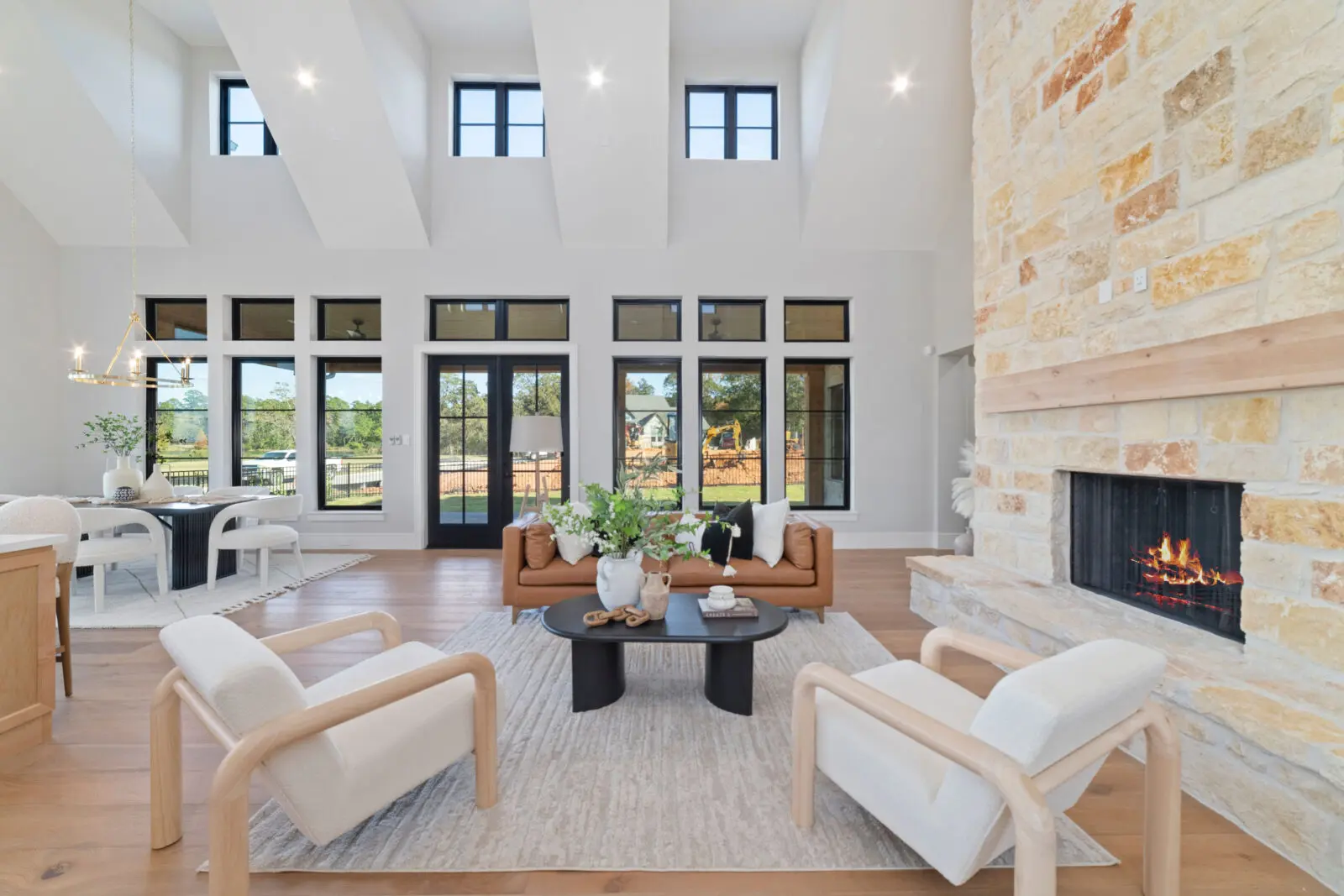 Just north of The Woodlands, Chambers Creek is a premier master-planned community developed by Caldwell Companies. 