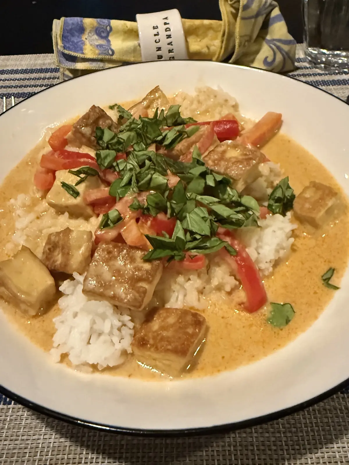 Riesling loves spicy dishes, such as this tofu curry made with Indian spices. (The Brockhaus)