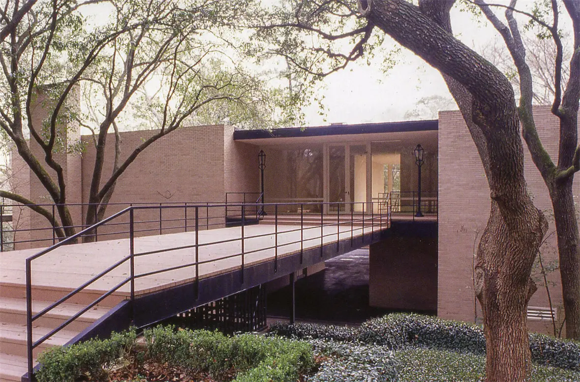 John F. Maher House, 1964, Howard Barnstone & Partners, altered, 2930 Lazy Lane, Houston. (Photo by Paul Hester. Courtesy Hester + Hardaway)